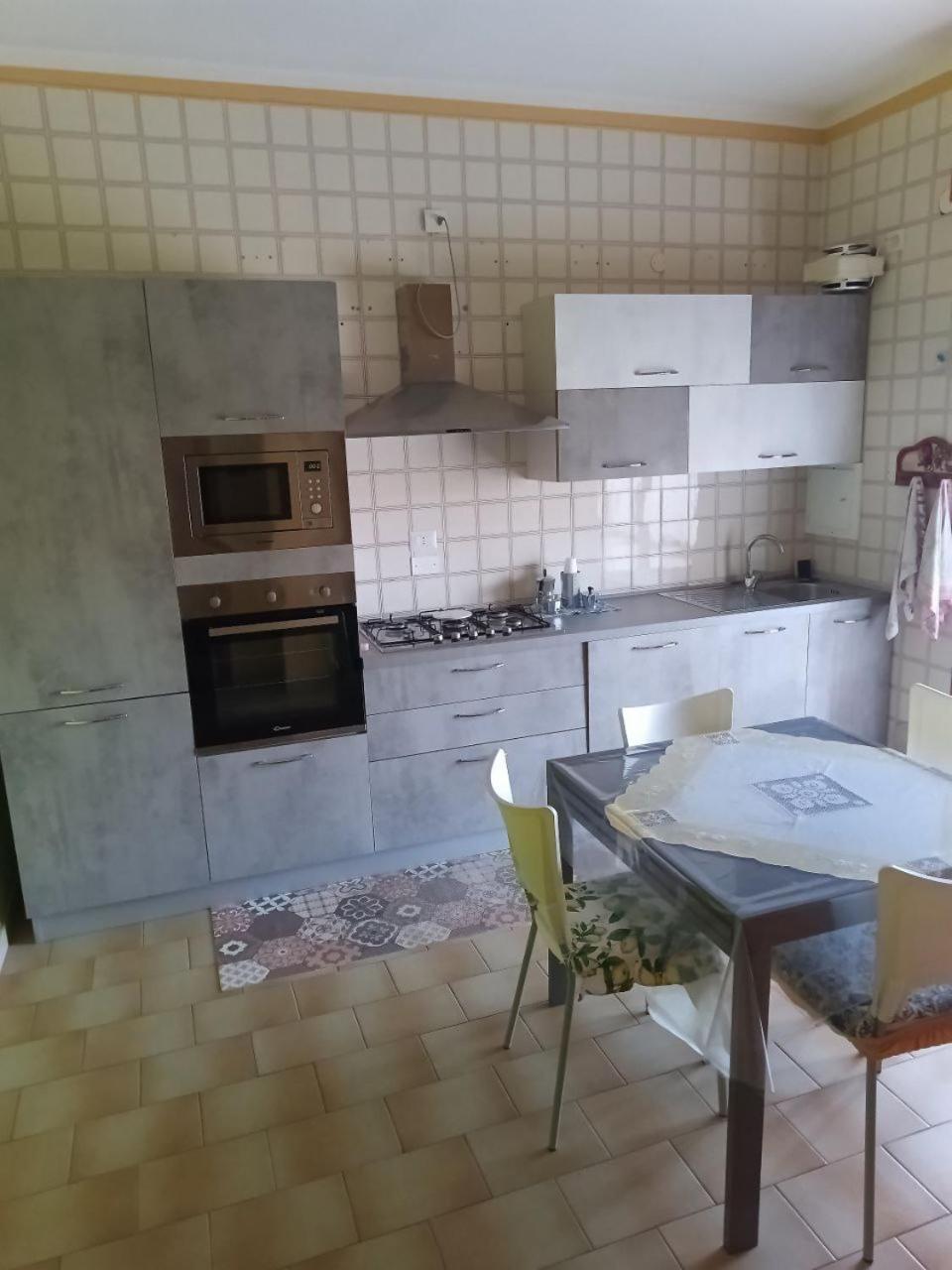 Affittacamere Girasole Montesarchio Εξωτερικό φωτογραφία